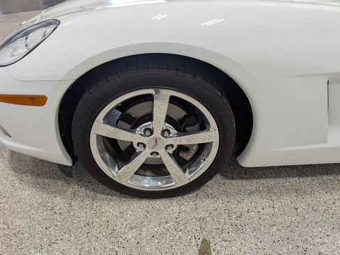 Used 2008 Chevrolet Corvette Convertible w/ Preferred Equipment Group RWD image 11