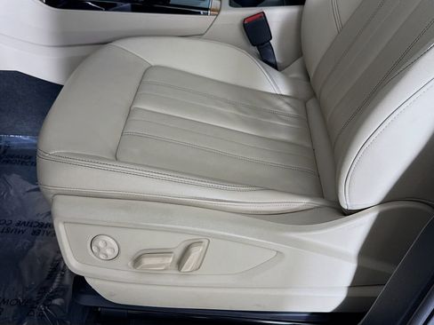 Used 2023 Audi Q5 Premium Plus w/ Convenience Package AWD/4WD image 19