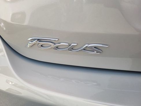Used 2015 Ford Focus SE w/ Equipment Group 201A image 7