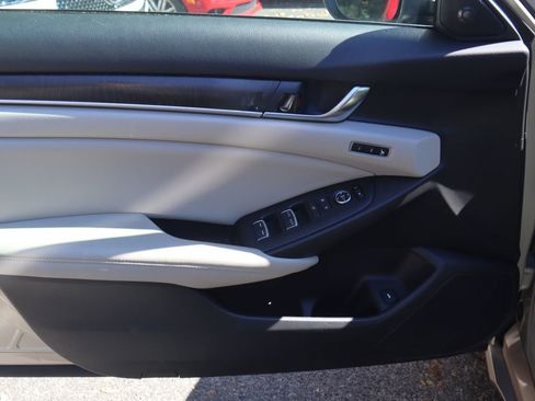 Used 2019 Honda Accord EX-L image 15