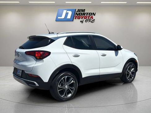 Used 2022 Buick Encore GX Select w/ Safety Package II FWD image 5