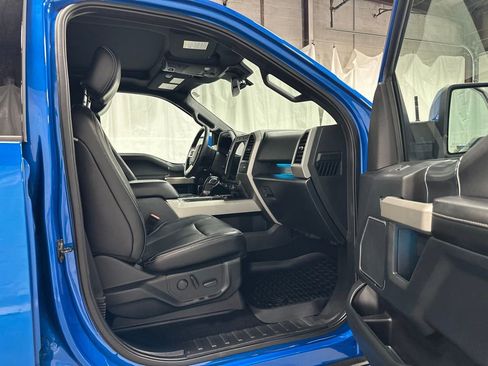 Used 2019 Ford F150 Lariat w/ Equipment Group 502A Luxury AWD/4WD image 54