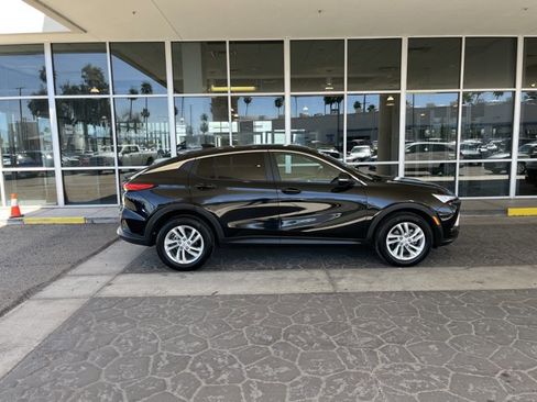 Used 2025 Buick Envista Preferred image 4