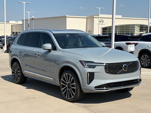 New 2026 Volvo XC90 B6 Ultra image 4