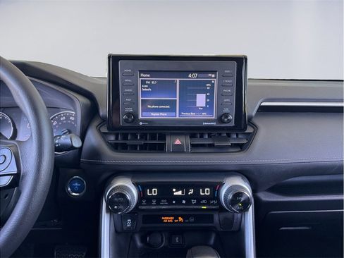 Used 2020 Toyota RAV4 XLE AWD/4WD image 10