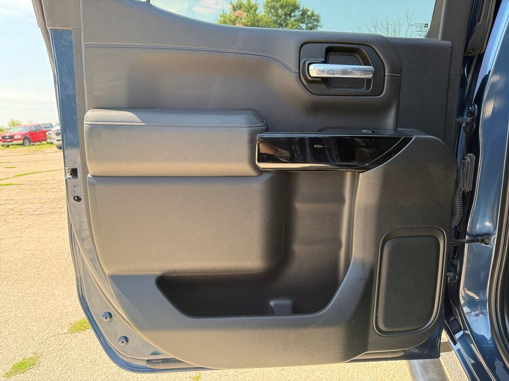 Used 2019 Chevrolet Silverado 1500 RST w/ All-Star Edition AWD/4WD image 36