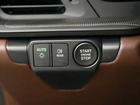 Certified 2026 Porsche 911 Carrera 4 GTS AWD/4WD image 22