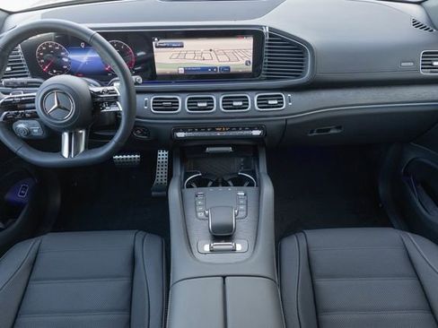 New 2026 Mercedes-Benz GLS 450 4MATIC image 23