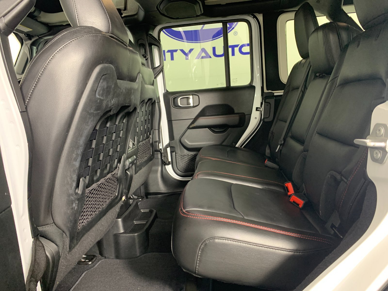 Used 2020 Jeep Wrangler Unlimited Rubicon AWD/4WD image 31