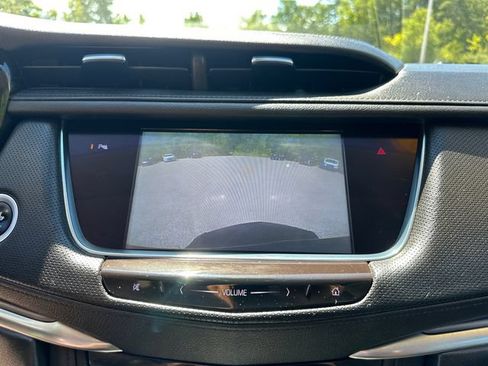 Used 2018 Cadillac XT5 Luxury w/ Driver Awareness Package AWD/4WD image 39