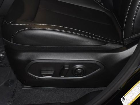 New 2025 Jeep Grand Cherokee Limited w/ Trailer Tow Package image 11