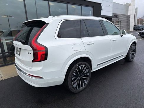 New 2026 Volvo XC90 B6 Ultra image 3
