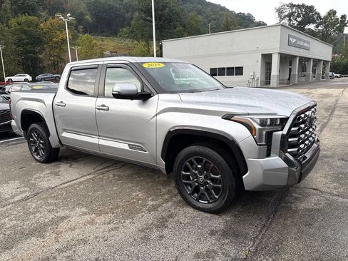 Used 2025 Toyota Tundra Platinum AWD/4WD image 8
