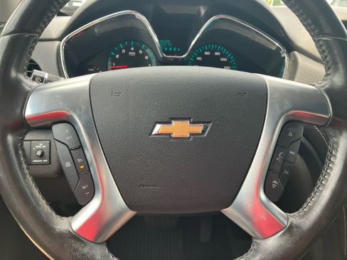 Used 2017 Chevrolet Traverse LT FWD image 15