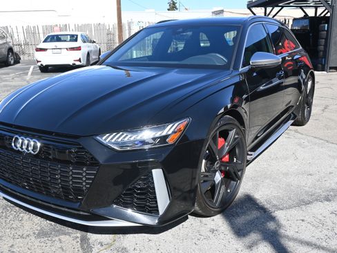 Used 2021 Audi RS 6 AWD/4WD image 6