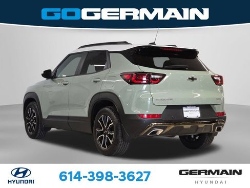 Used 2025 Chevrolet TrailBlazer RS AWD/4WD image 9