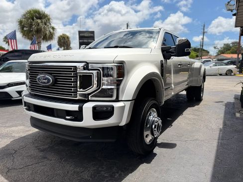 Used 2022 Ford F450 Platinum w/ FX4 Off-Road Package AWD/4WD image 7