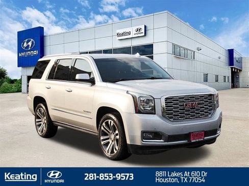 Used 2019 GMC Yukon Denali w/ Denali Ultimate Package image 3