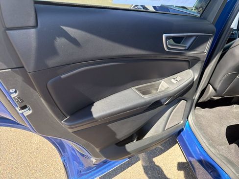 Used 2023 Ford Edge SEL w/ Convenience Package AWD/4WD image 12