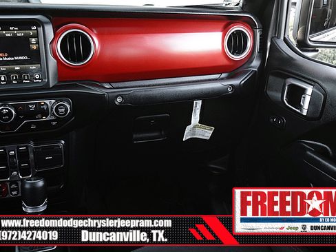Used 2023 Jeep Gladiator Rubicon AWD/4WD image 39