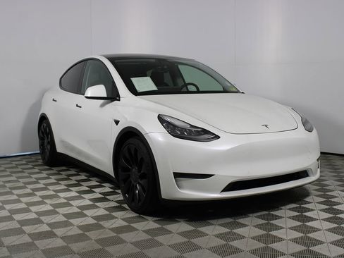 Used 2020 Tesla Model Y Performance image 23