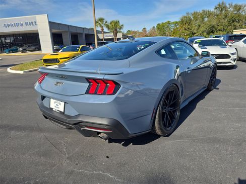Used 2025 Ford Mustang GT Premium image 4