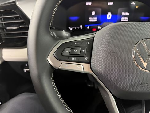 New 2026 Volkswagen Taos S image 12