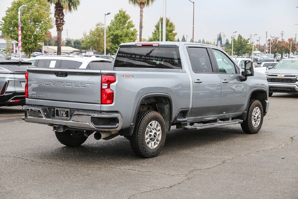 Used 2025 Chevrolet Silverado 2500 LT w/ Convenience Package AWD/4WD image 4