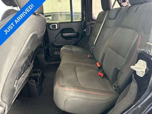Used 2021 Jeep Wrangler Unlimited Rubicon AWD/4WD image 6