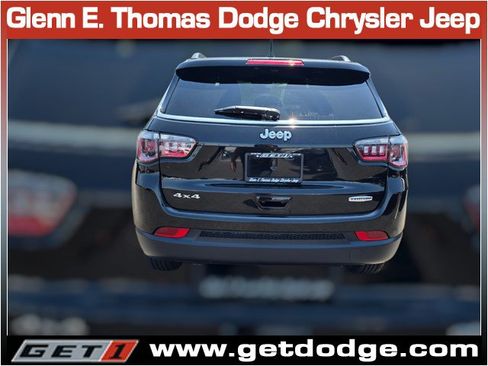 Certified 2024 Jeep Compass Latitude AWD/4WD image 8