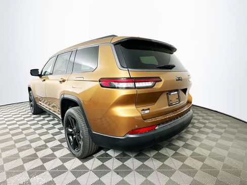 New 2026 Jeep Grand Cherokee L Limited w/ Limited Altitude Package AWD/4WD image 7
