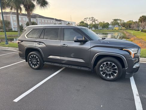 Used 2025 Toyota Sequoia Limited image 3