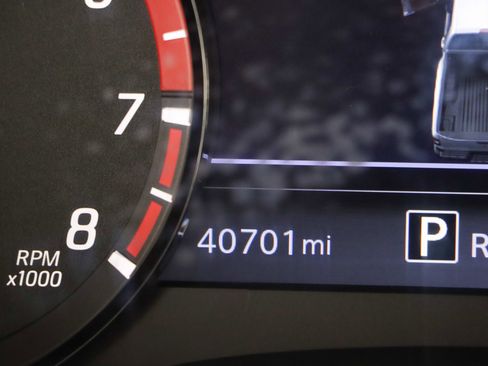 Used 2022 Nissan Frontier PRO-4X w/ Technology Package image 16