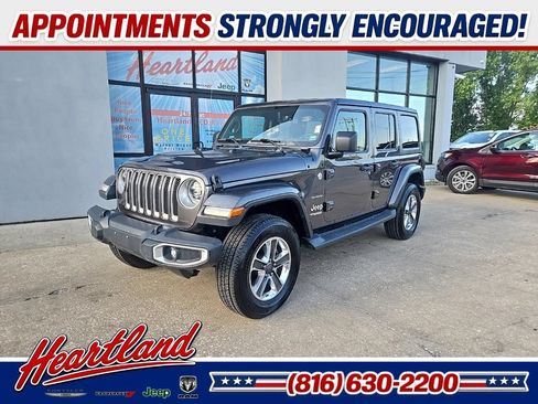 Used 2018 Jeep Wrangler Unlimited Sahara AWD/4WD image 1