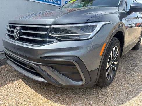 Used 2024 Volkswagen Tiguan S image 10