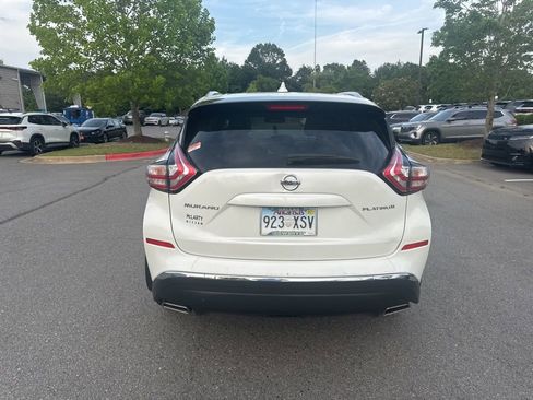 Used 2016 Nissan Murano Platinum w/ Platinum Technology Package FWD image 4