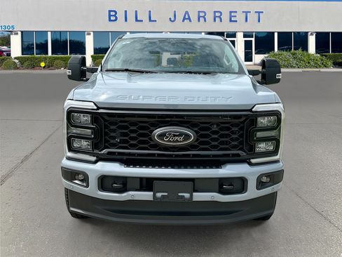 New 2026 Ford F250 Lariat w/ Black Appearance Package AWD/4WD image 2