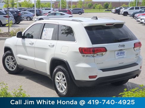 Used 2020 Jeep Grand Cherokee Laredo w/ Security & Convenience Group AWD/4WD image 16