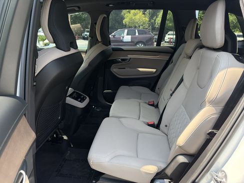 Certified 2026 Volvo XC90 B6 Plus w/ Protection Package Premier AWD/4WD image 32