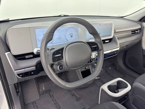 Used 2022 Hyundai Ioniq 5 SE image 12