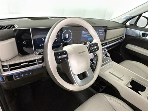 Used 2024 Hyundai Santa Fe Calligraphy FWD image 14