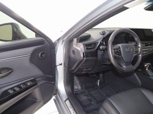 Used 2024 Lexus ES 350 w/ Accessory Package (Z2) image 46