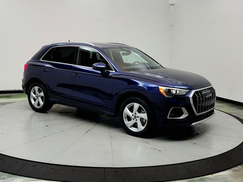 Used 2021 Audi Q3 2.0T Premium AWD/4WD image 3