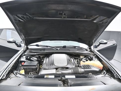 Used 2013 Dodge Challenger R/T Plus RWD image 32