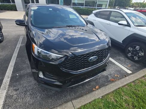 Used 2023 Ford Edge ST AWD/4WD image 3