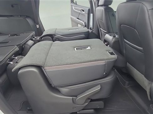 New 2026 GMC Acadia Elevation w/ Elevation Premium Package image 24