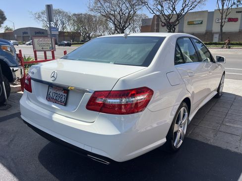 Used 2010 Mercedes-Benz E 350 E 350 SEDAN 4D image 10