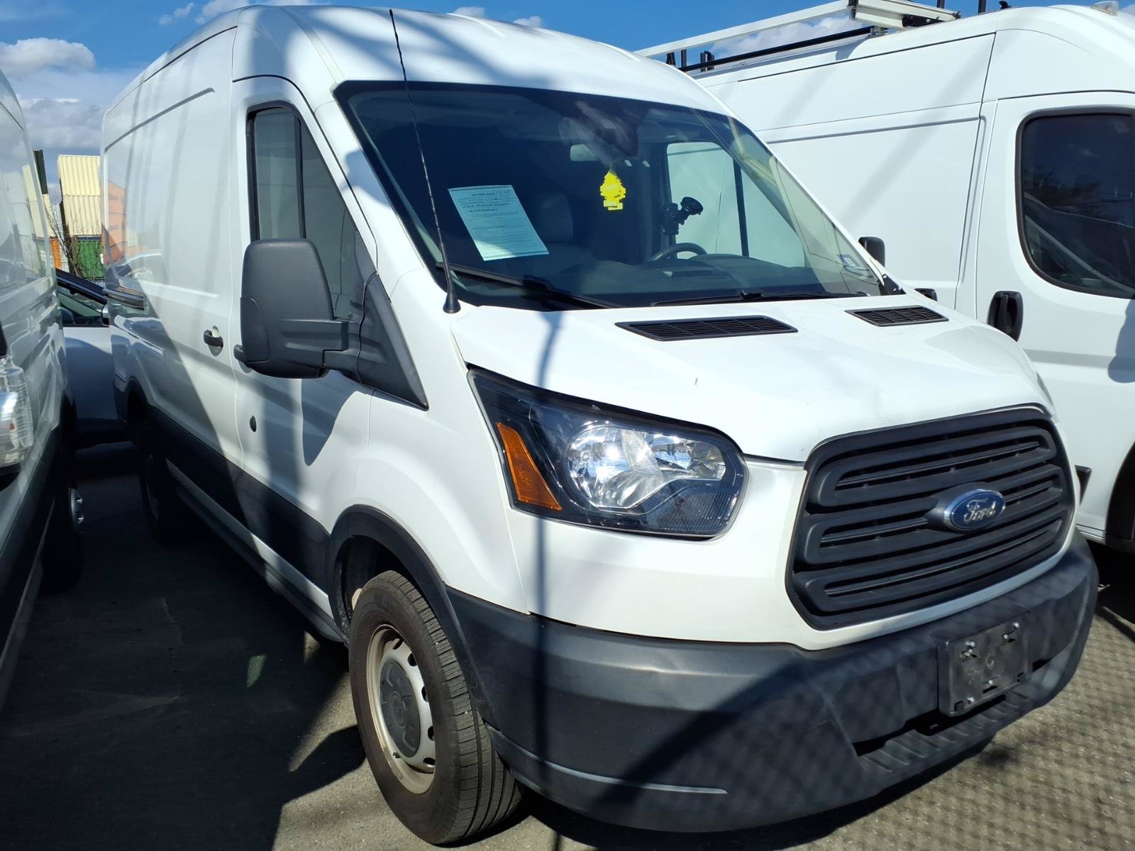 Used 2019 Ford Transit 250 130 Medium Roof RWD image 1