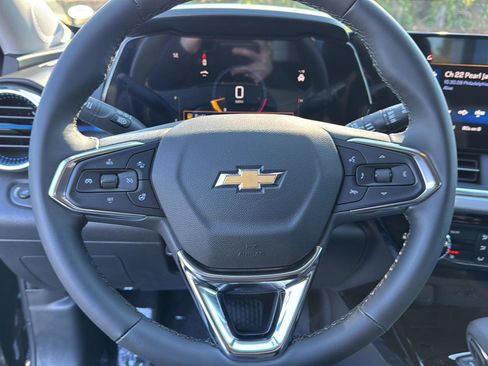 New 2026 Chevrolet Trax LT w/ Driver Confidence Package image 17