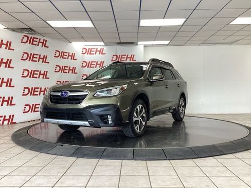 Used 2020 Subaru Outback Limited AWD/4WD image 3